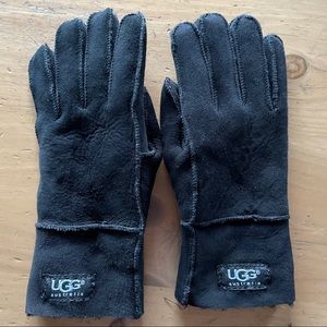 UGG Sheepskin Gloves